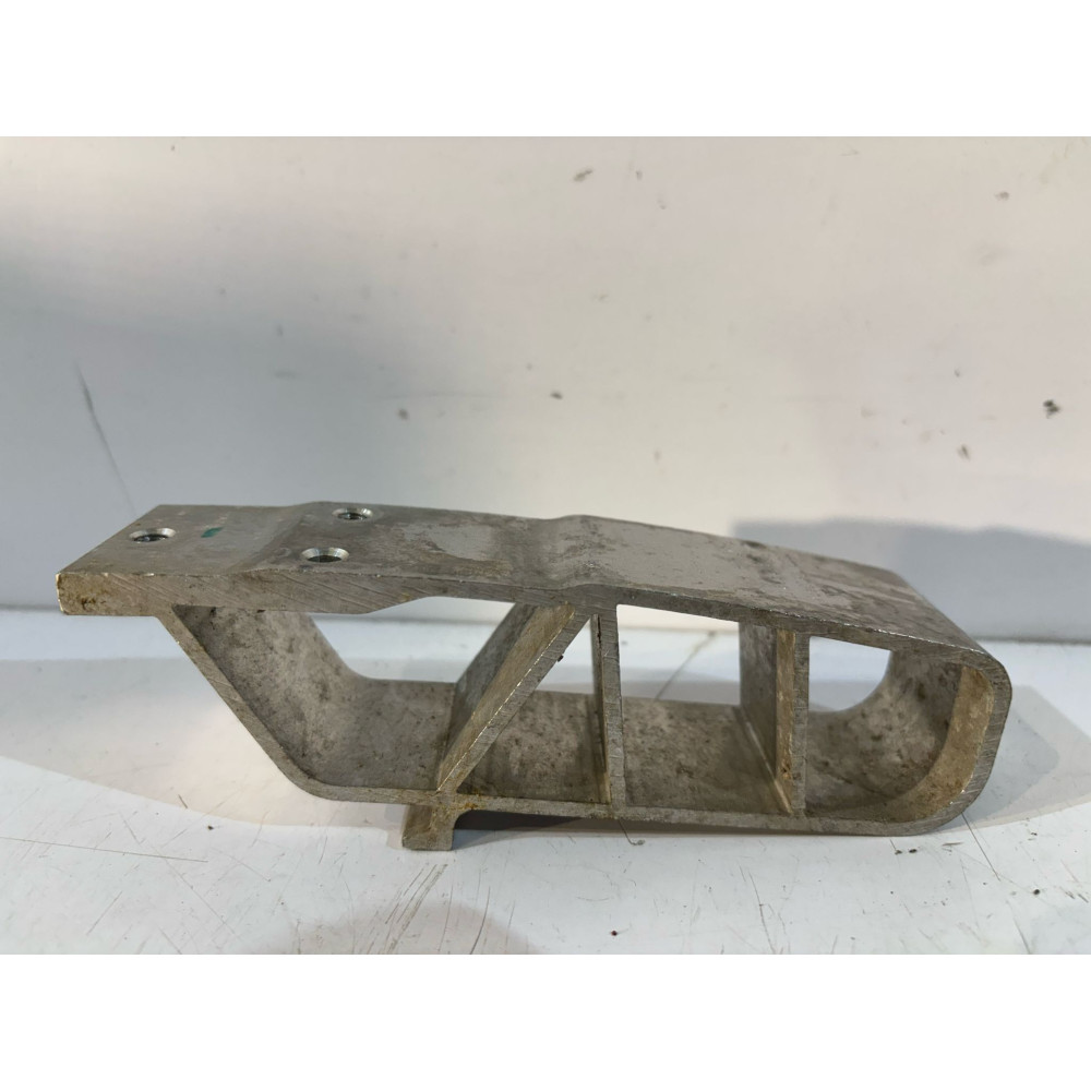 AUDI A4 B9 A5 8W Podporu nosníka nárazníka - 17611