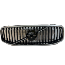 VOLVO XC60 18- Mriežka /...