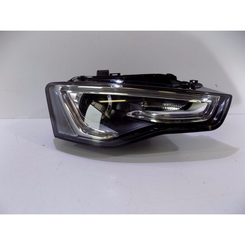 Audi A5 8T0 LCI Lampa Xenon Pravá - 5876 | mobilpol.sk