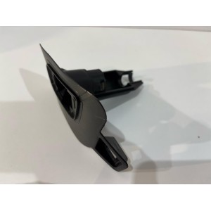 VOLVO XC60 18- Mocowanie spryskiwacza Prawa - 17834 | mobilpol.sk