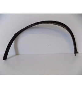 BMW E71- Lišta nadkolia R, predná- 5908