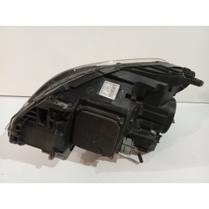 Mercedes B W246 Lampa Bi-Xenon Prawa - 18376 | mobilpol.sk