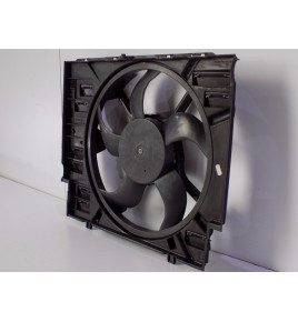 BMW 5 E60 Chladič ventilátor 7796832 - 6080