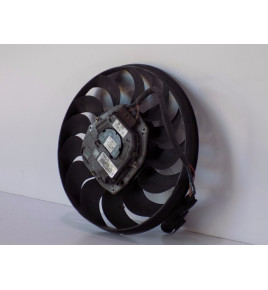 Audi A8 D3 Chladič Ventilátor - 6121