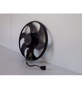 BMW 3 E46 Chladiaci ventilátor - 6133