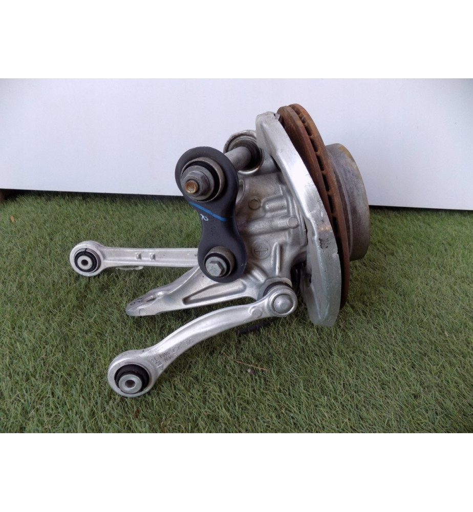 BMW X6 E71 - PRAVÁ ZÁVÈS / OCEĽOVÝ RAMENÁ