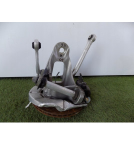 BMW X6 E71 - PRAVÁ ZÁVÈS / OCEĽOVÝ RAMENÁ