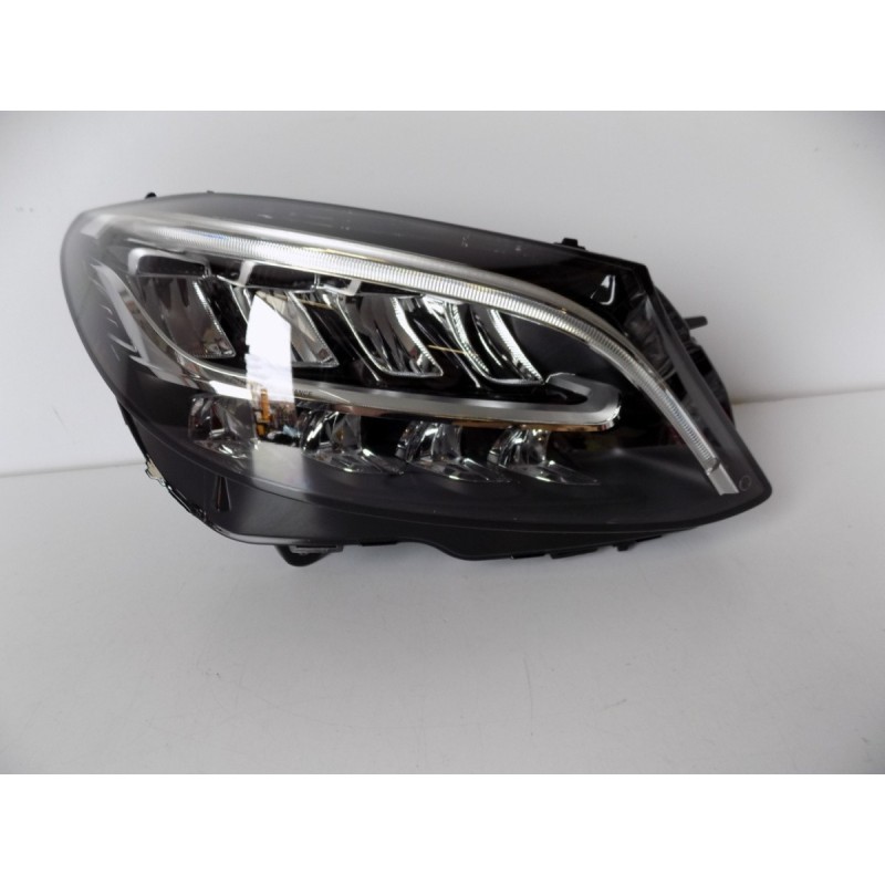 Mercedes Benz C W205 LCI LED svetlo - Pravé 6406 | mobilpol.sk