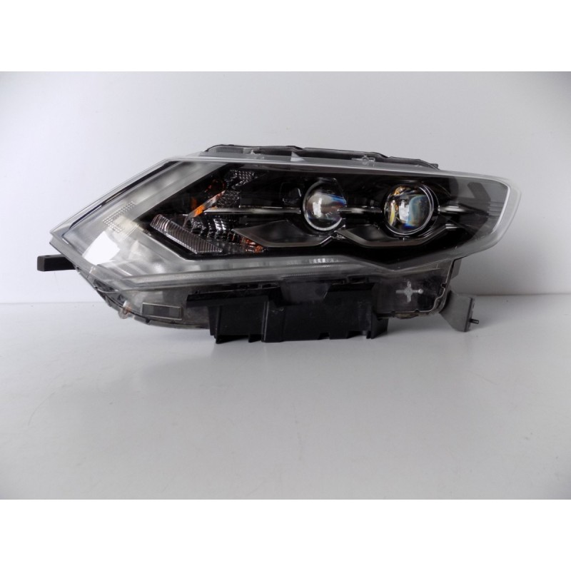 NISSAN X-TRAIL T32 FULL LED Predná lampa L 6429 | mobilpol.sk