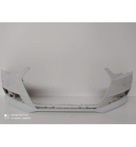 Audi A4 8W0 Predný nárazník...