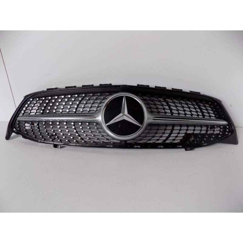 Mercedes CLA W118 Gril Diamant - 4440 | mobilpol.sk