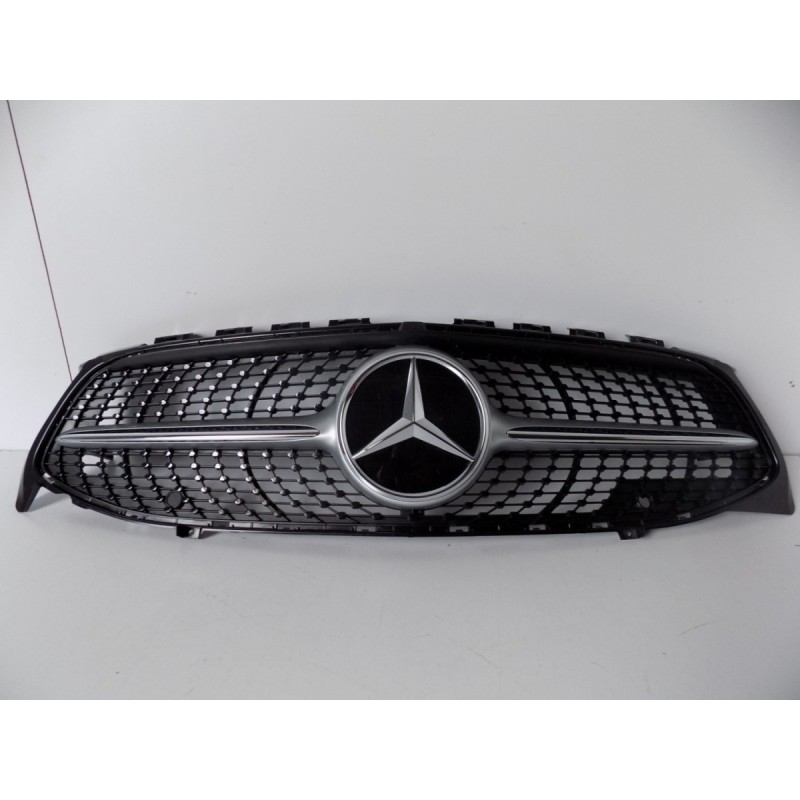 Mercedes-Benz CLA W118 Gril Diamant - 4441 | mobilpol.sk