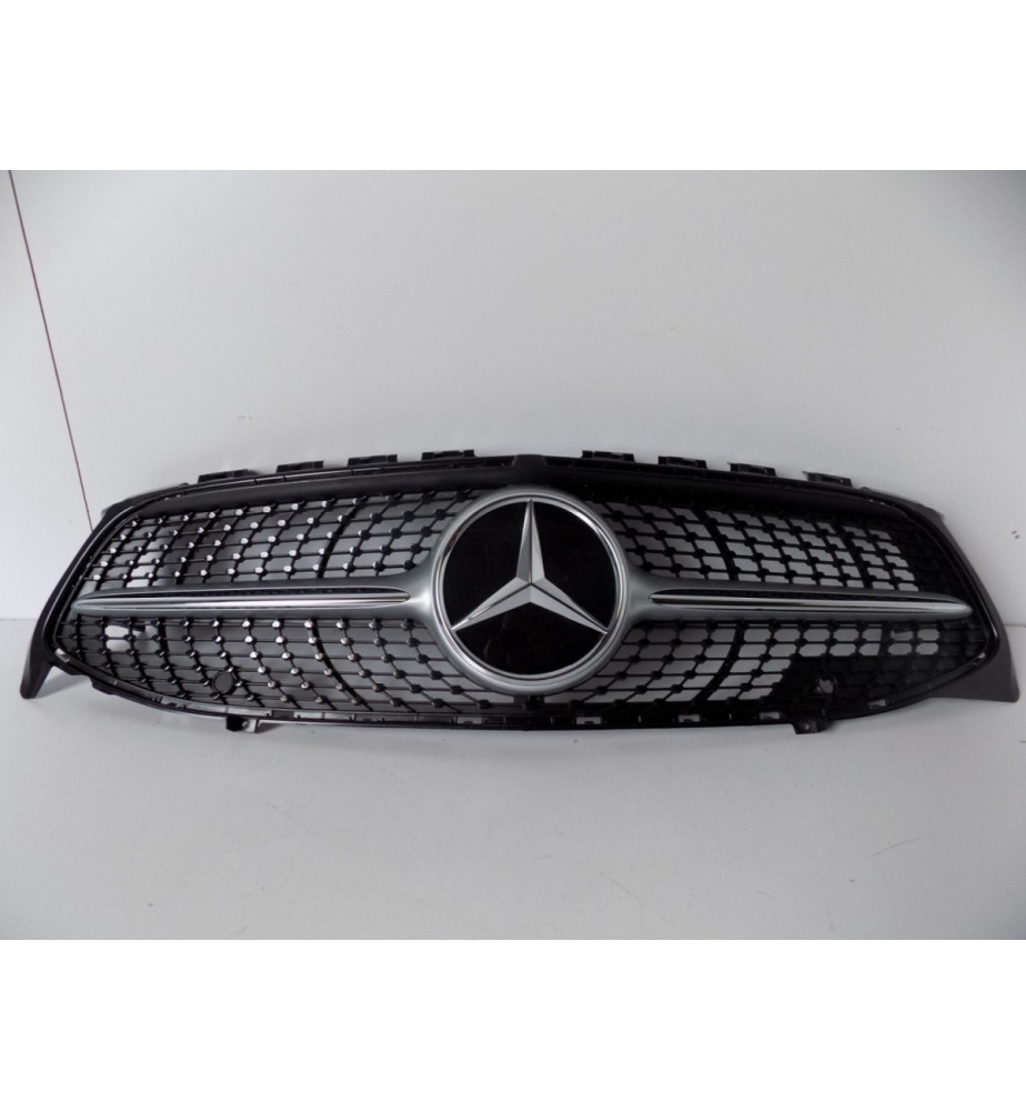 Mercedes-Benz CLA W118 Gril Diamant - 4441