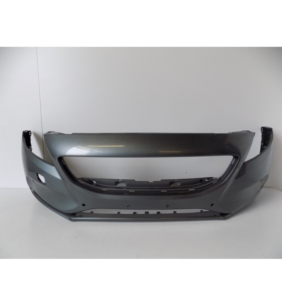 Volvo V40 - Predný nárazník - 10126
