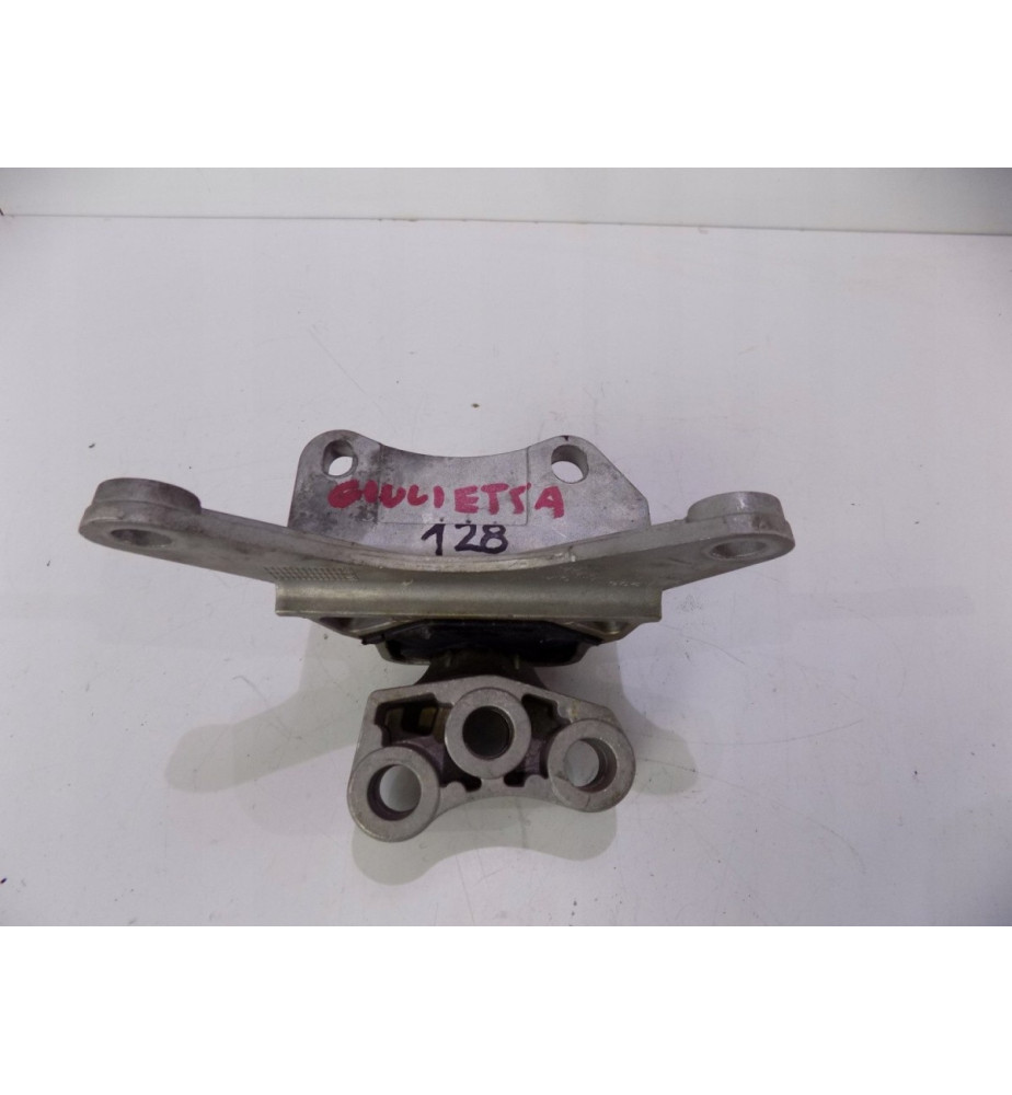 ALFA ROMEO GIULETTA - Motorový podsedák