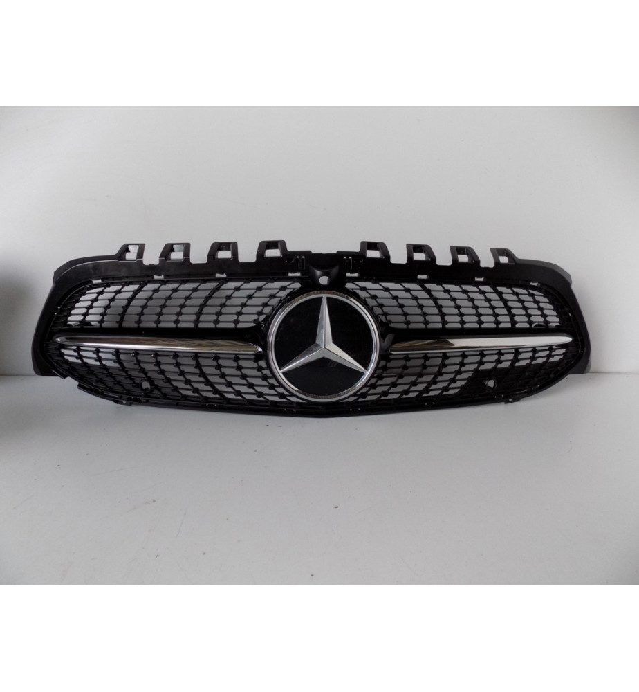 Mercedes A Trieda W177 Gril Diamant Kamera - 4511