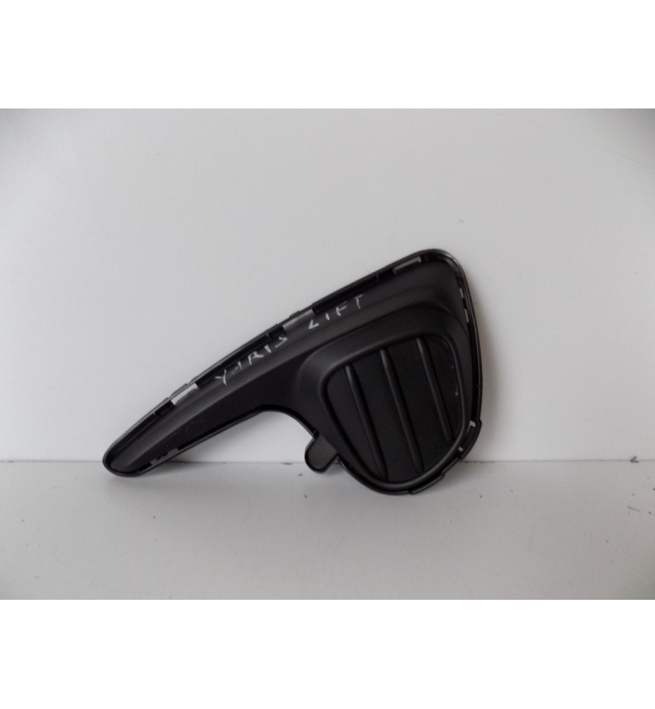 Toyota Yaris III LCI Zásterka nárazníka ľavá -10413