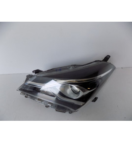 Toyota Yaris 3 LCI Ľavé predné LED svetlo - 10423