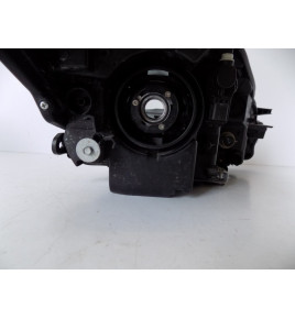 Toyota Yaris 3 LCI Ľavé predné LED svetlo - 10423