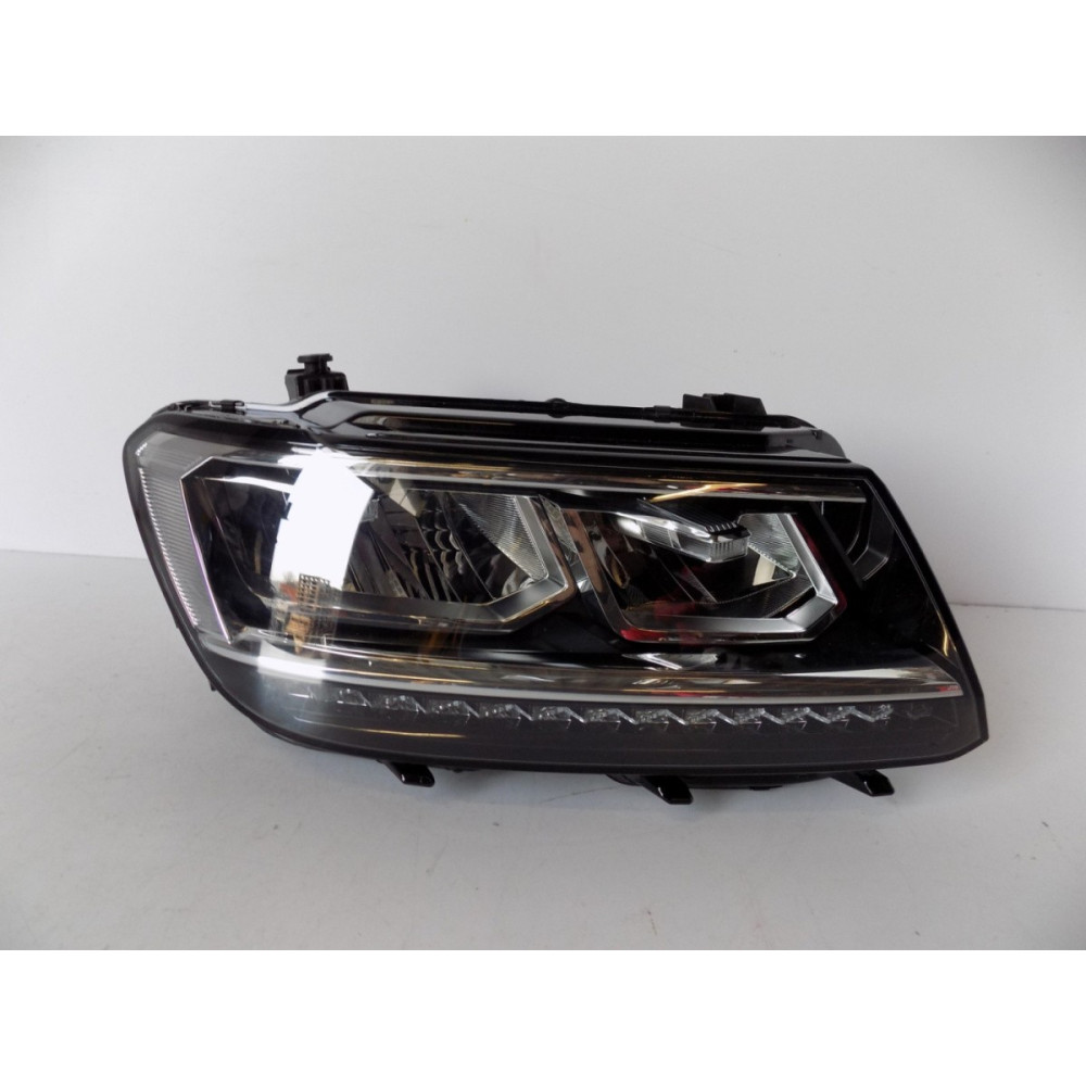 Volkswagen Tiguan II Pravé svetlo Full Led - 10438