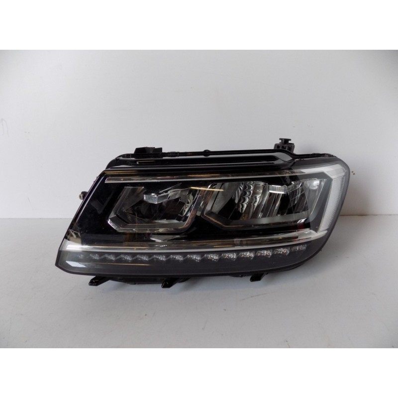 Volkswagen Tiguan II Ľavé svetlo Full Led - 10439 | mobilpol.sk