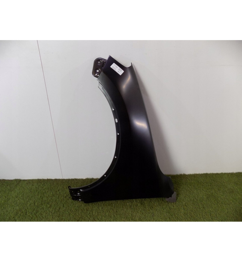 VW Touareg Ľavý blatník - 3011