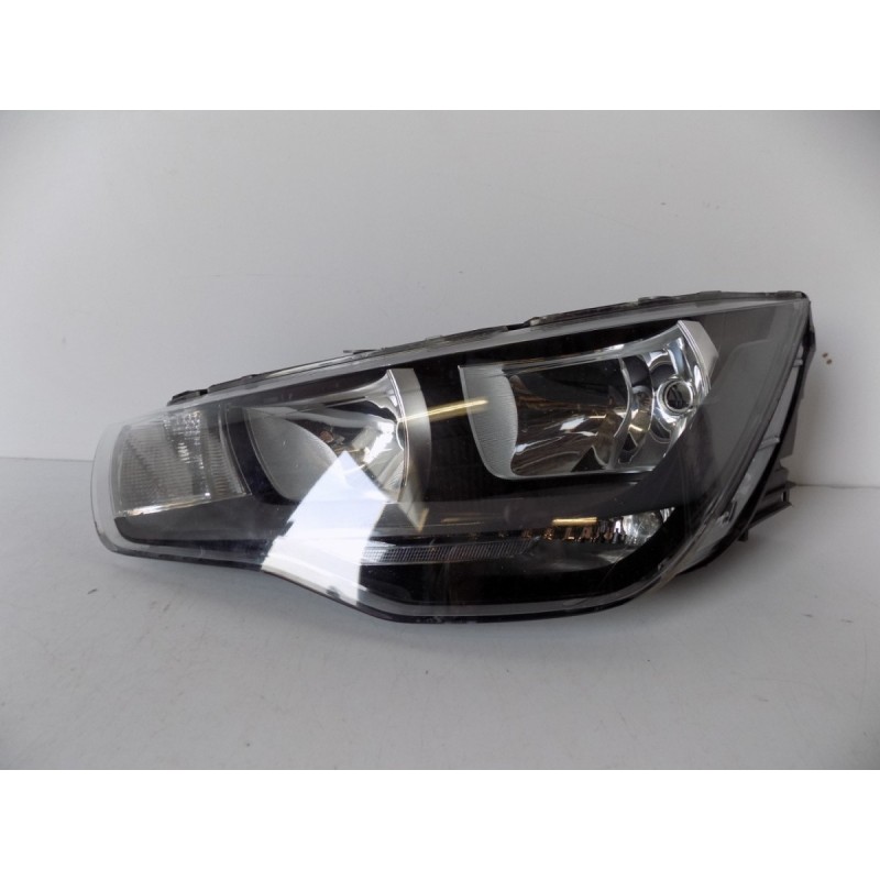 Audi A1 8X0 - Ľavé predné svetlo - 10452 | mobilpol.sk