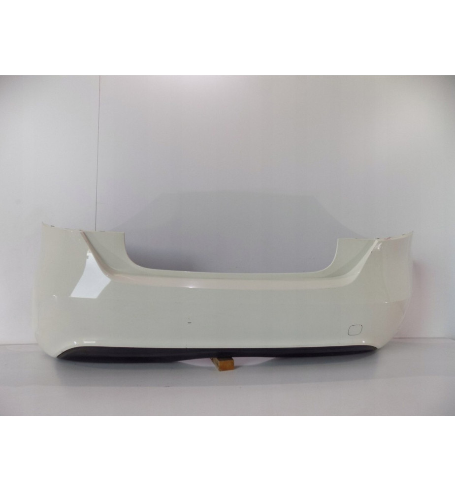 Mercedes A 176 - Zadný nárazník biely