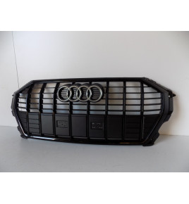 Audi Q3 A83 Grill / Atrapa - 10511