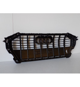 Audi Q3 A83 Grill / Atrapa - 10511
