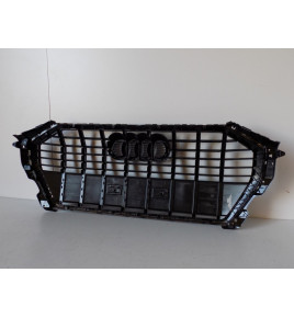 Audi Q3 A83 Grill / Atrapa - 10511