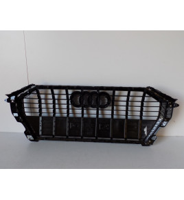 Audi Q3 A83 Grill / Atrapa - 10511