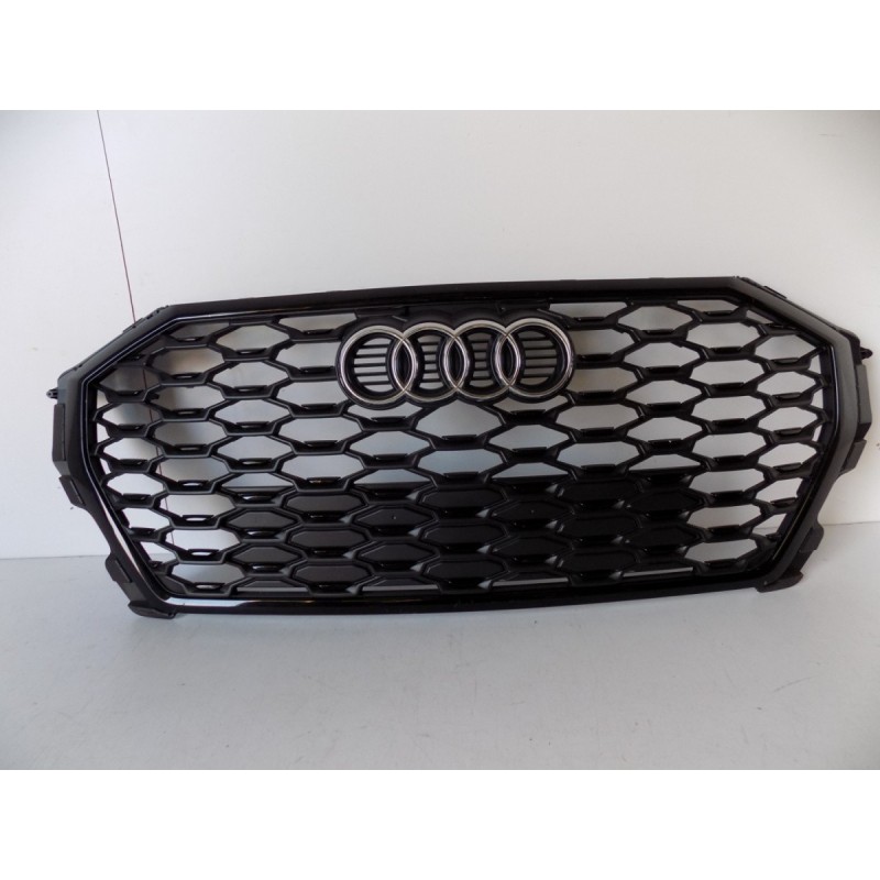 Audi Q3 83F S-Line Grill / Atrapa 10519 | mobilpol.sk