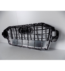 Audi Q7 4M Gril / Maskovanie / Kamera - 10527