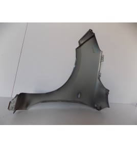 Suzuki Celerio - Predný blatník R (sivý) - 10560