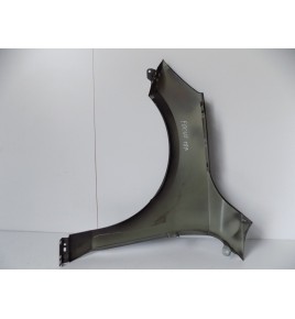 Ford Focus MK4 2018 -- Pravý blatník (šedý) - 10624