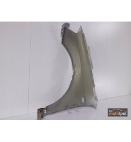 Audi A3 8P0 Pravý blatník (Strieborný) - 0653