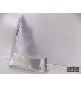 Ford Focus 2 Predný blatník pravý - 0700