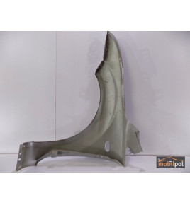 Ford Focus 2 Predný blatník pravý - 0700