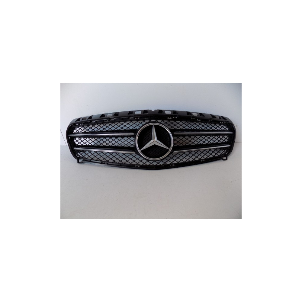 Mercedes A Trieda W176 Maska / Gril - 10669