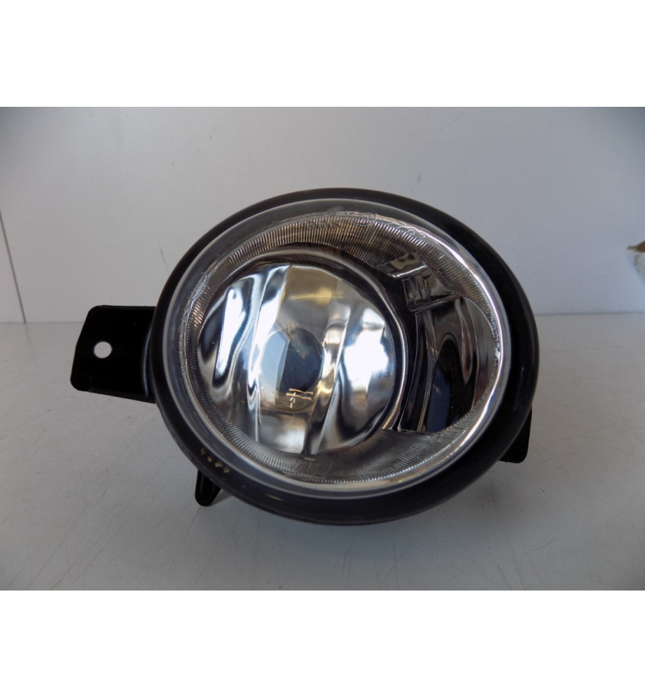 BMW X6 E71 - Predný halogén R - 10960