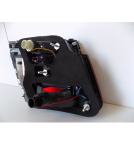 BMW 7 F01 LCI Zadné Led svetlo do kufra R - 10982