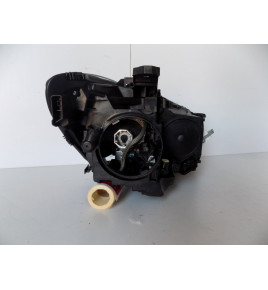 Mercedes W117 - Predná lampa Bi-Xenon L - 11021