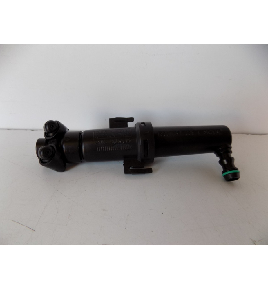 Audi Q5 Ostrekovač reflektora L - 11113