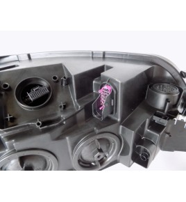 Audi A6 C7 4G0 - Predná lampa Bi-Xenon - R 10938