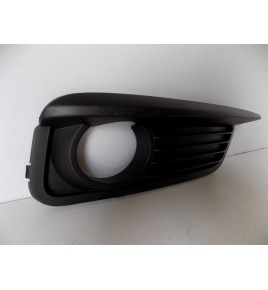 BMW 1 F20\F21 LCI Mriežka nárazníka pravá - 11387