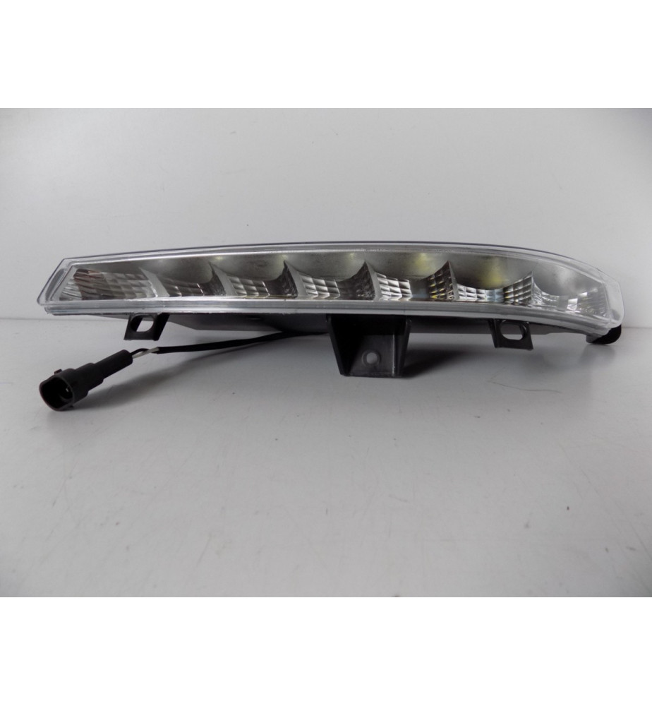 Mercedes W221 6.3 AMG Halogén LED Pravý - 11398