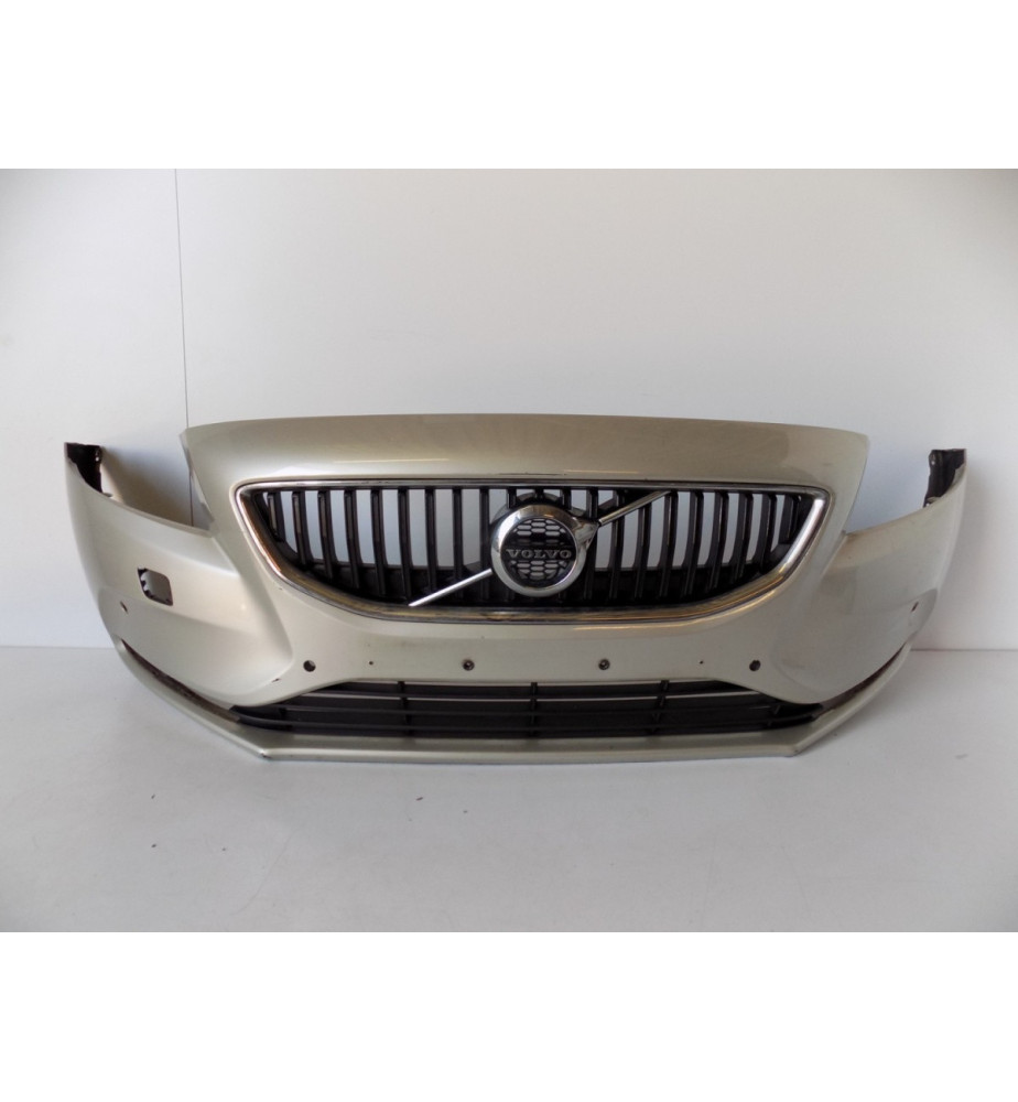 Volvo V40 Predný nárazník - 11455