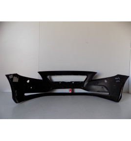 Volvo V40 - Predný nárazník - 11513