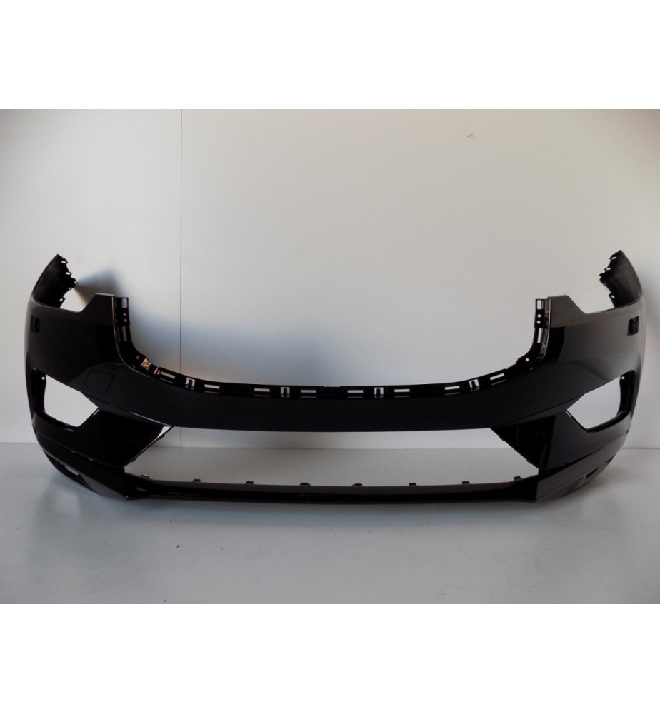 VOLVO XC60 II Predný nárazník - 11514